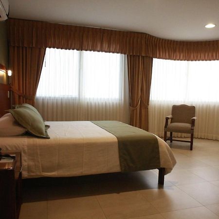 Hotel Puerto Banana El Guabo Buitenkant foto