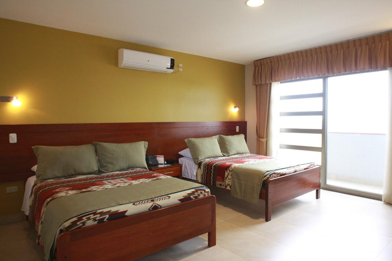 Hotel Puerto Banana El Guabo Buitenkant foto